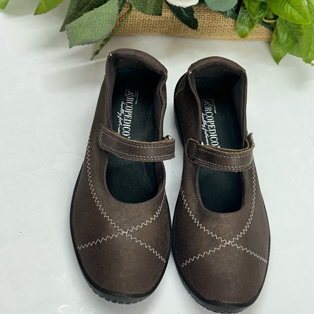 Women's Brown Mary Jane Shoes